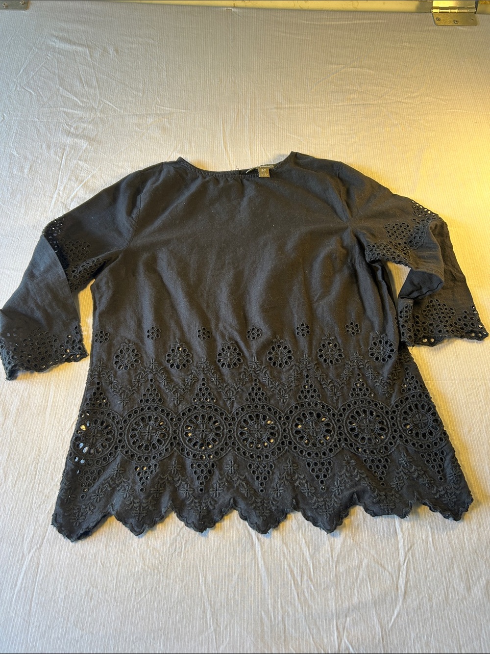 Tommy Bahama Black Cotton Eyelet Lace Hem Women's Top